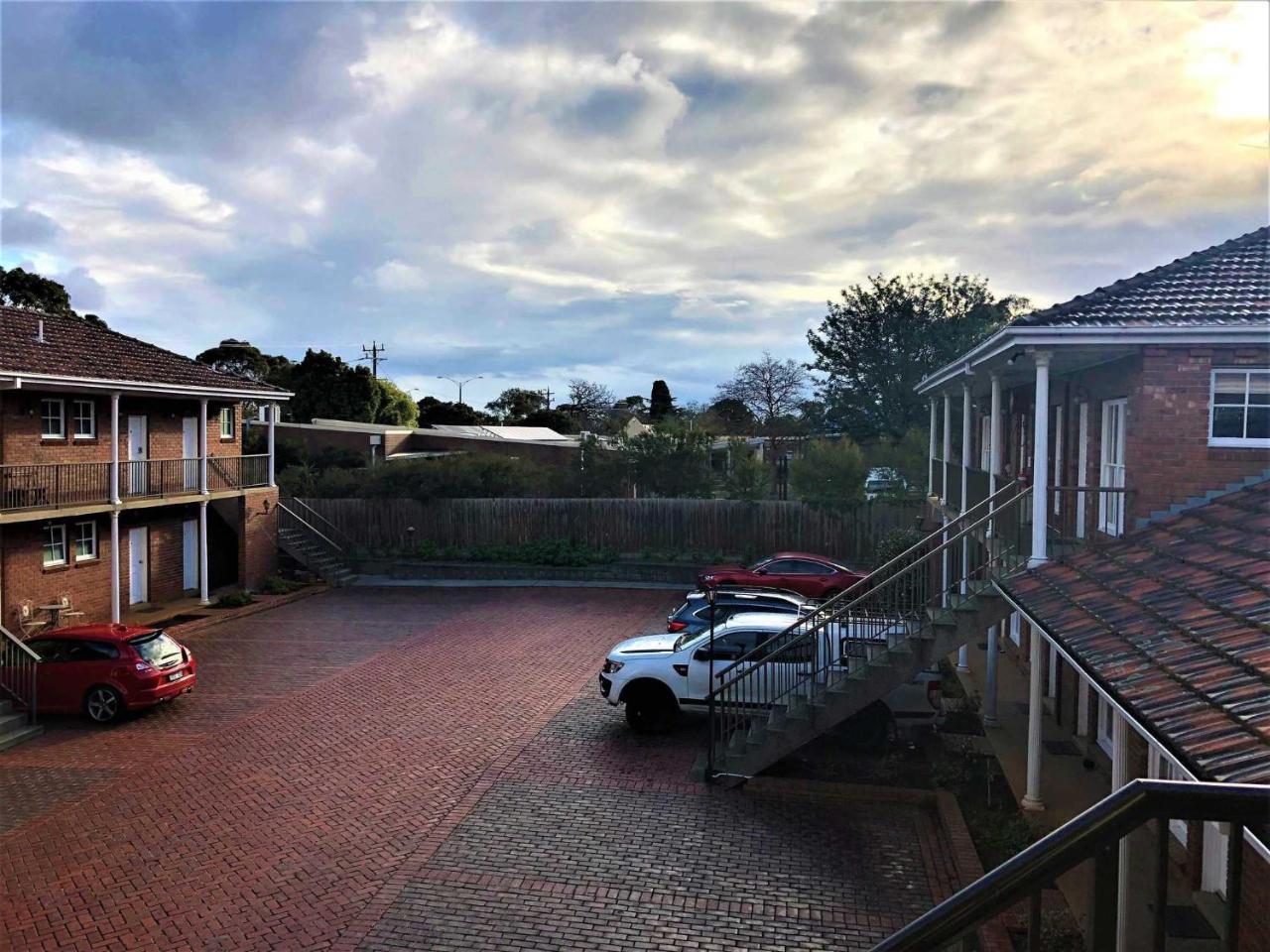 Glen Inn Glen Waverley Exteriör bild